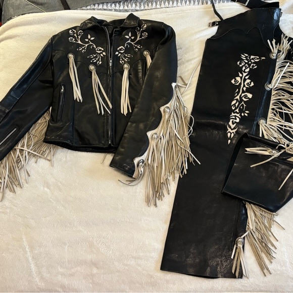 Black/Cream Fringe Rare Leather Jacket and Chaps. Excellent condition. Sz Medium - Picture 3 of 16